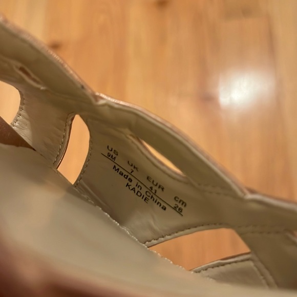 Naturalizer N5 Comfort Rose Gold 2in Heels - Picture 7 of 7